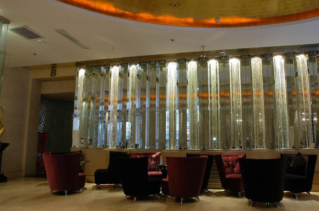 Harbin Yakelai Holiday Hotel エクステリア 写真