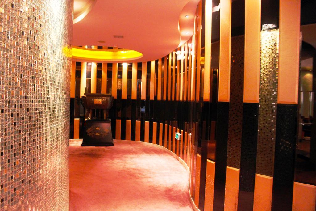 Harbin Yakelai Holiday Hotel エクステリア 写真