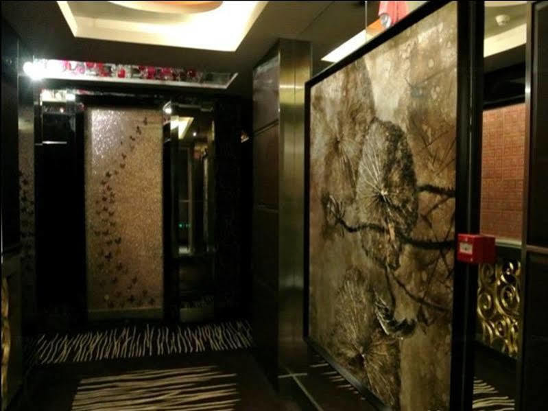 Harbin Yakelai Holiday Hotel エクステリア 写真